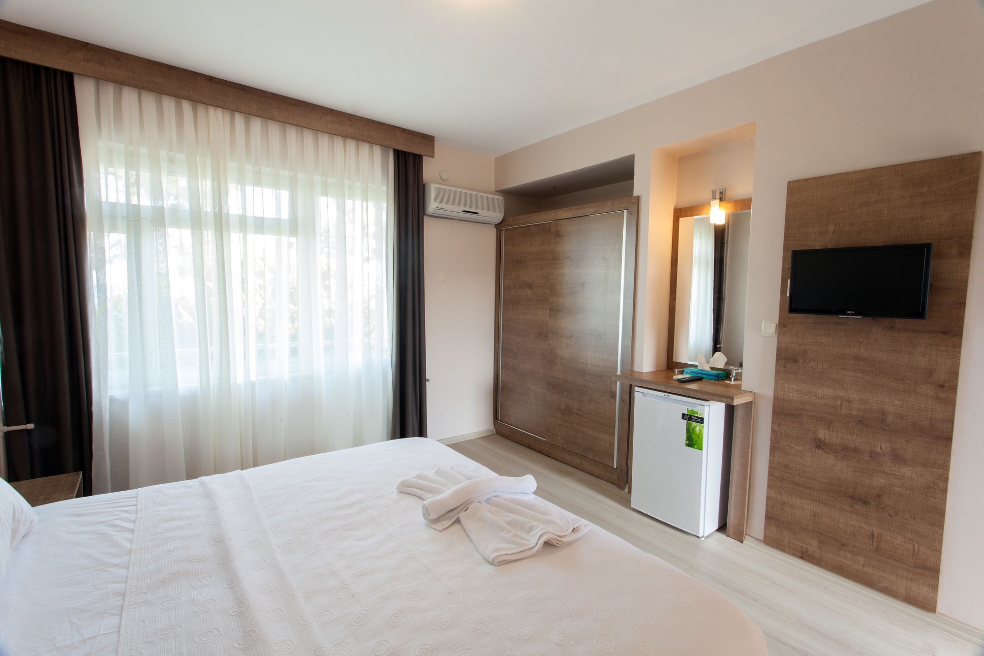ปาล์ม บีช โอเต็ล-ใหม่ Hotel คุชุกคูยู ภายนอก รูปภาพ